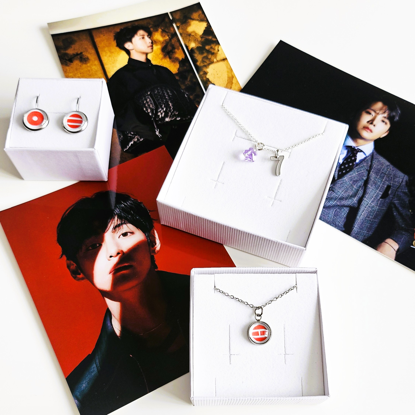 BTS inspired Borahae key ring made of purple acrylic